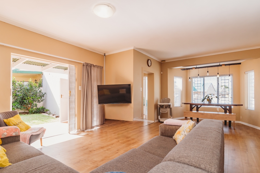 3 Bedroom Property for Sale in King George Park Western Cape